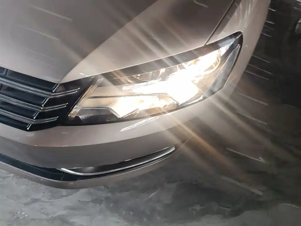 Volkswagen Passat 2016 — фото 24