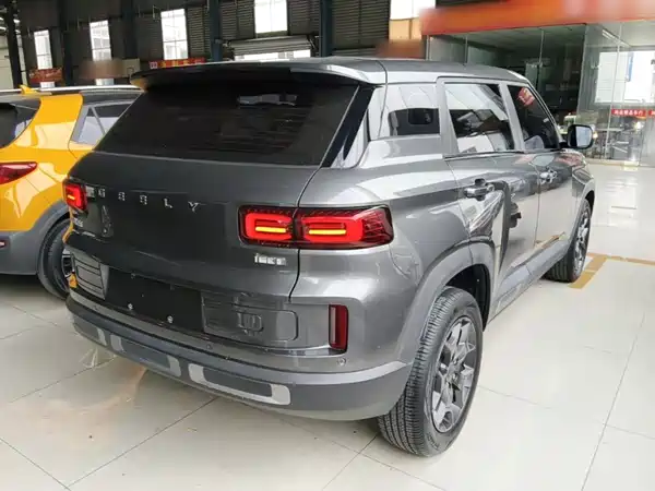 Geely ICON 2023