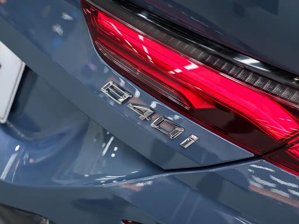 BMW 8 Series 2021 — фото 9
