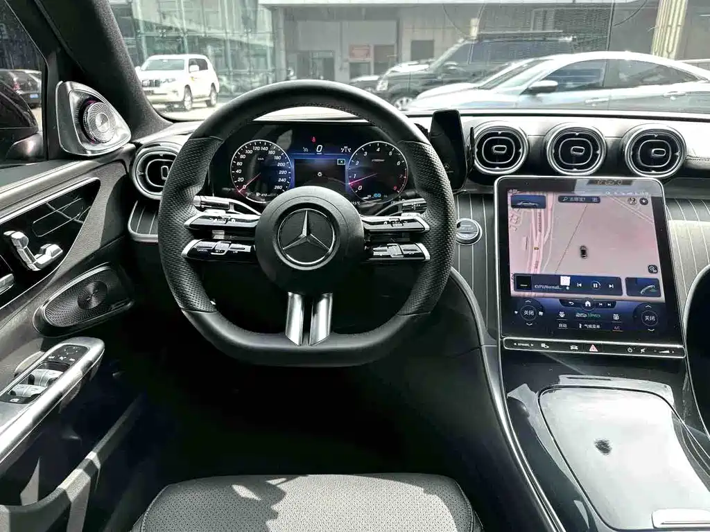 Mercedes-Benz C-Class 2022