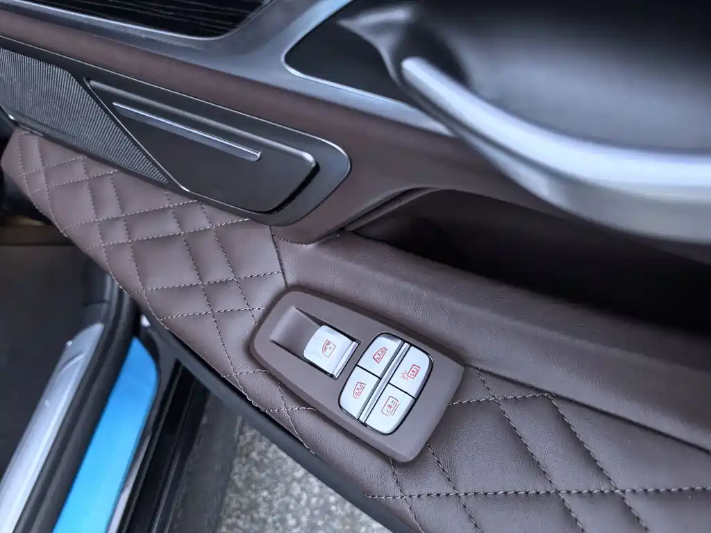 BMW 7 Series 2022 — фото 12