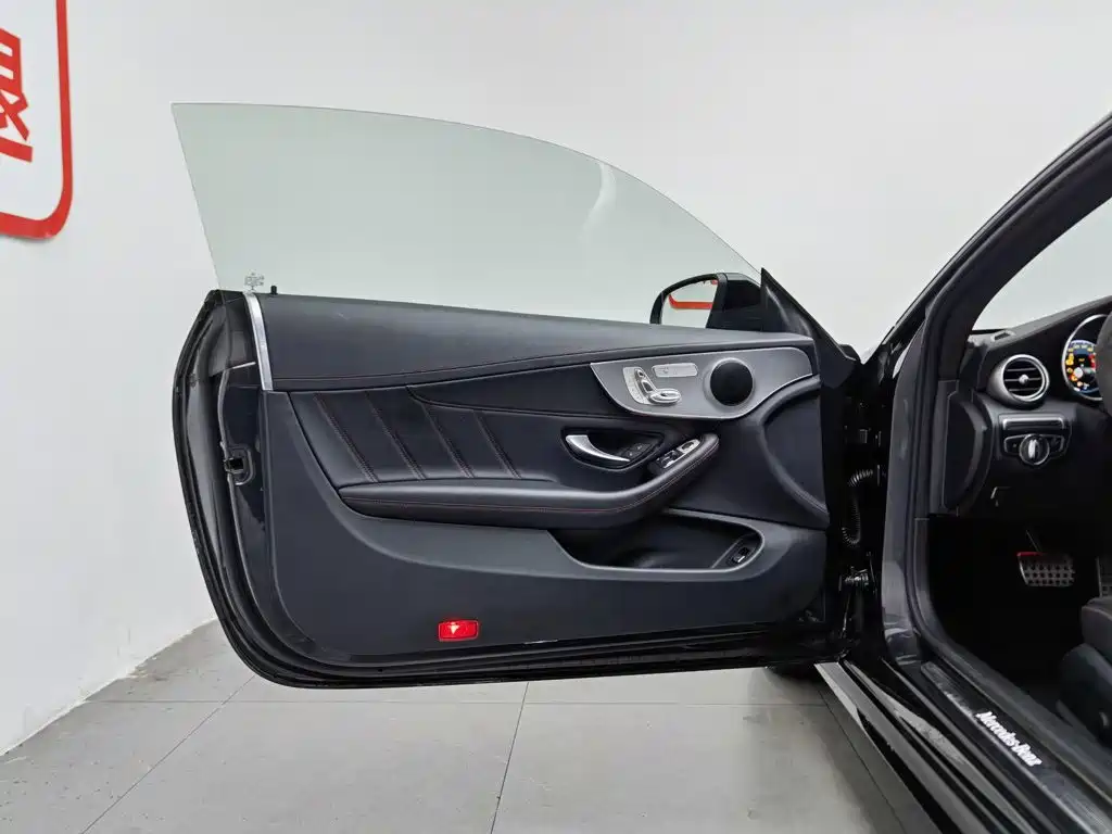 Mercedes-Benz C-Class 2022 — фото 8
