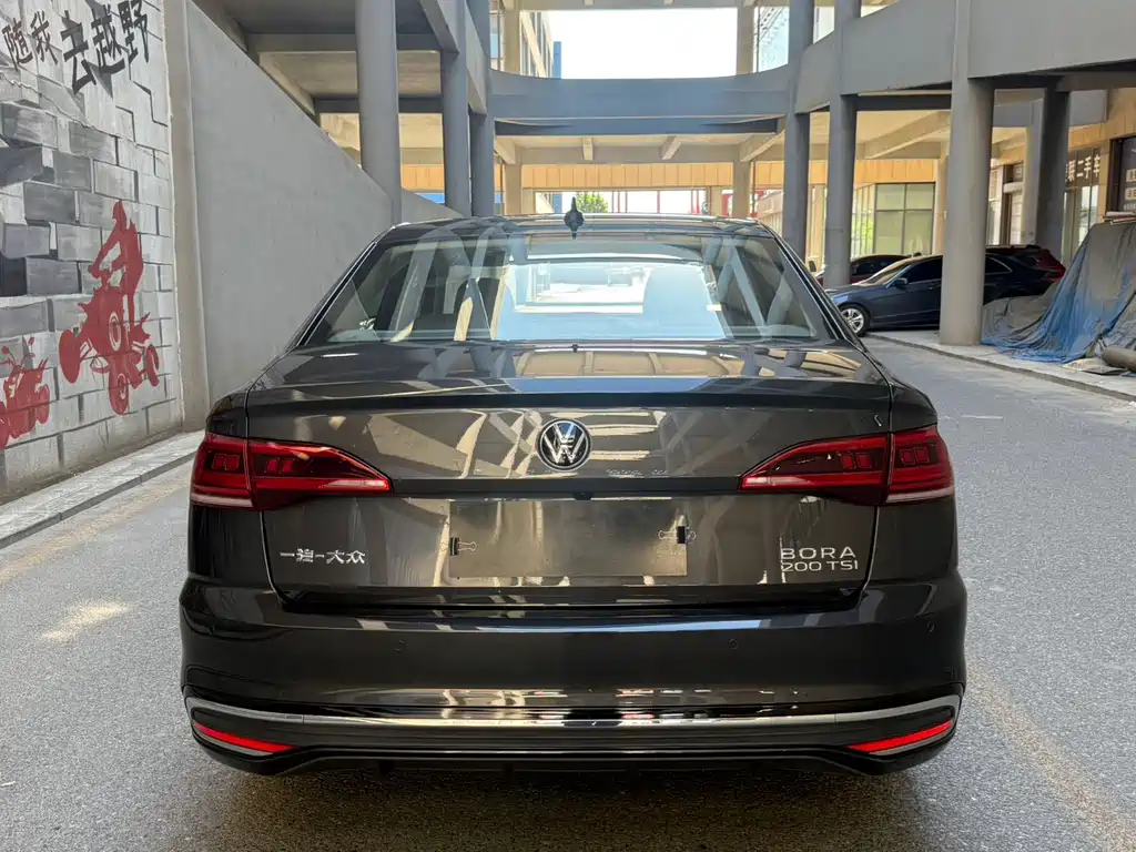 Volkswagen Bora 2023