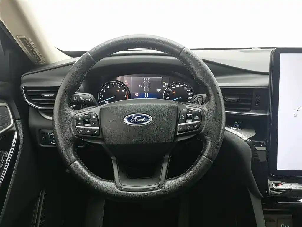 Ford Explorer 2022 — фото 11