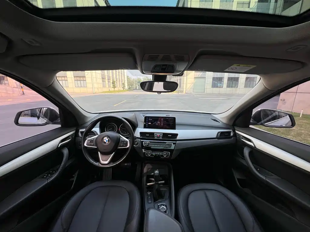 BMW X1 2017 — фото 13
