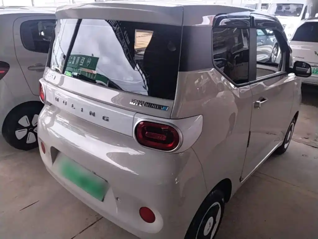 Wuling Hongguang MINIEV 2025