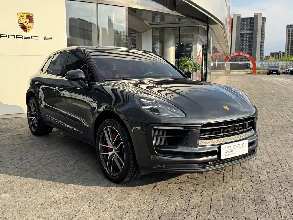 Porsche Macan 2025 — фото 1