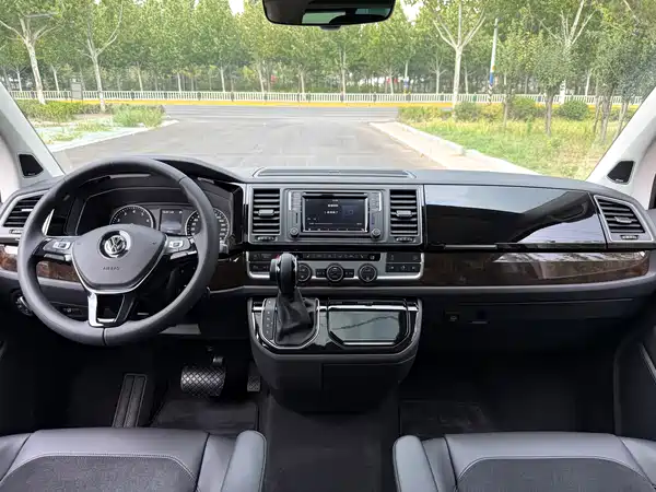 Volkswagen Metroway 2019