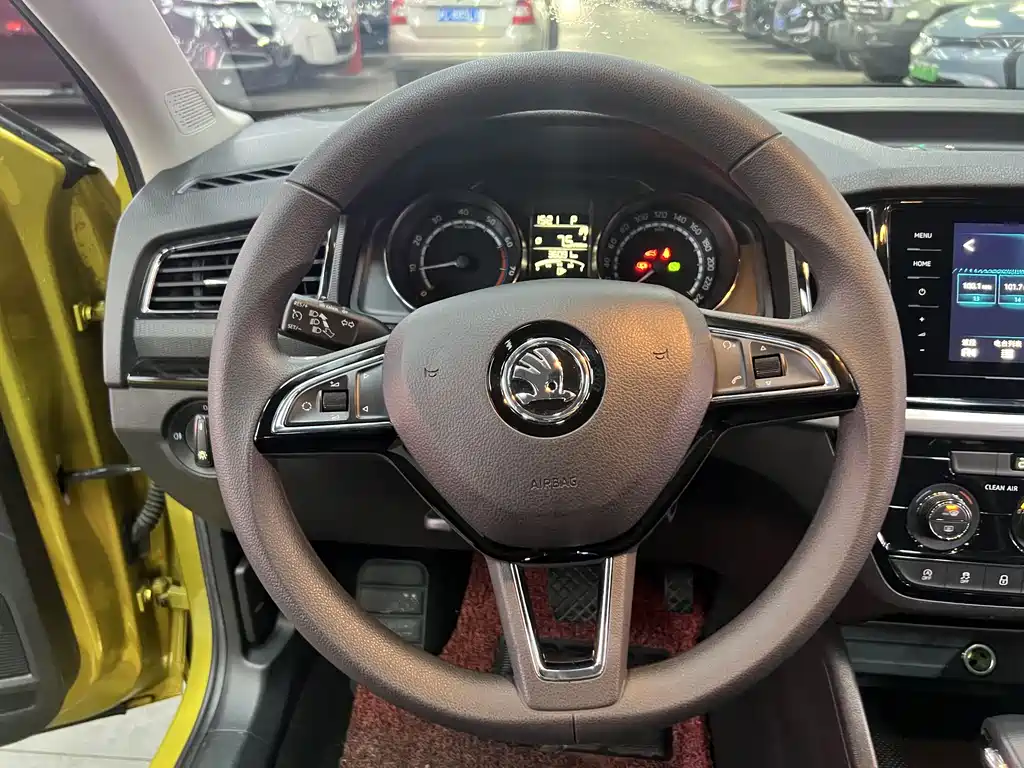 Skoda Kamiq 2020 — фото 13