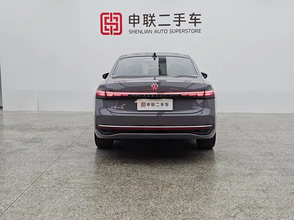 Volkswagen Passat 2024