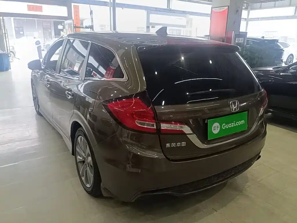 Honda Jade 2017 — фото 5