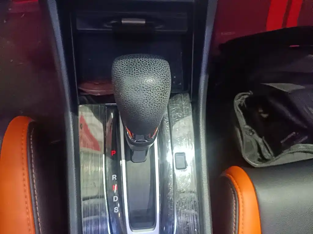 Honda Jade 2017 — фото 14