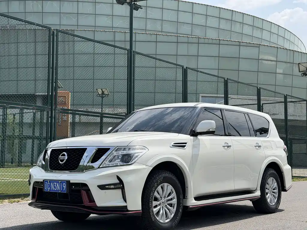 Nissan Patrol 2018 — фото 1