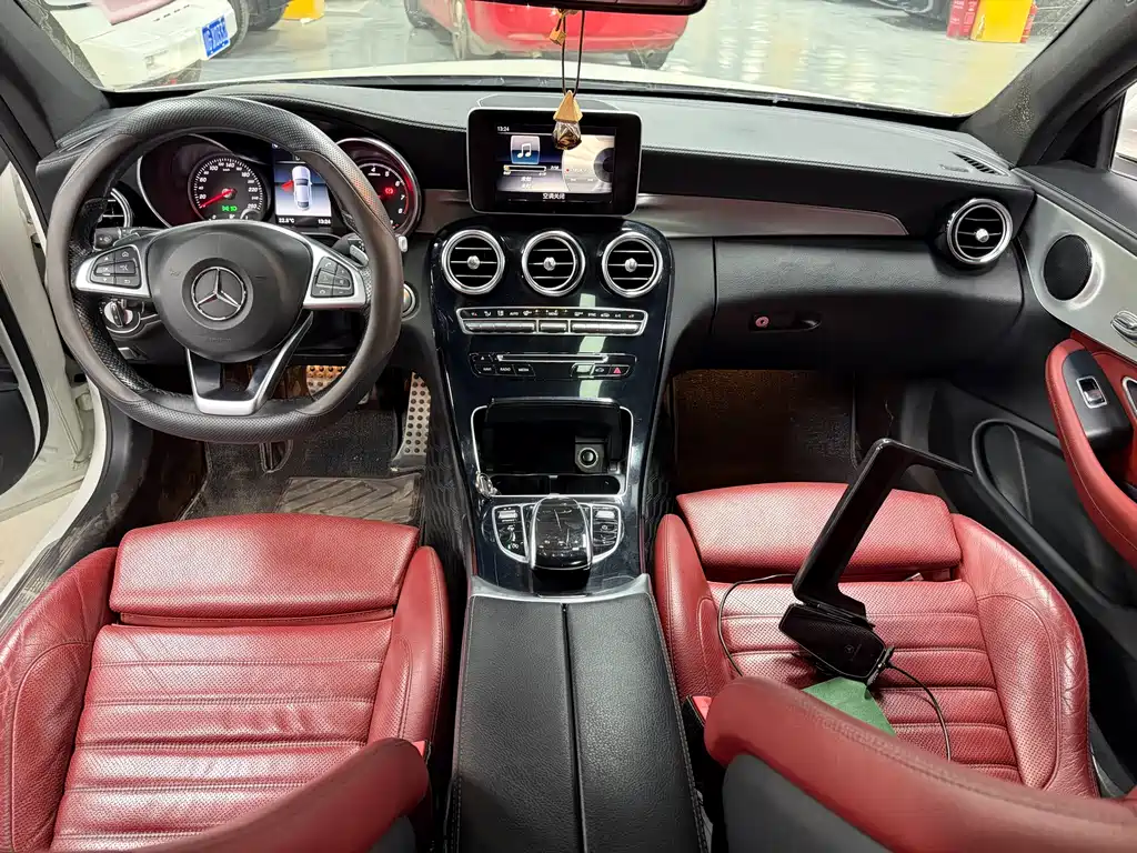 Mercedes-Benz C-Class 2018 — фото 7