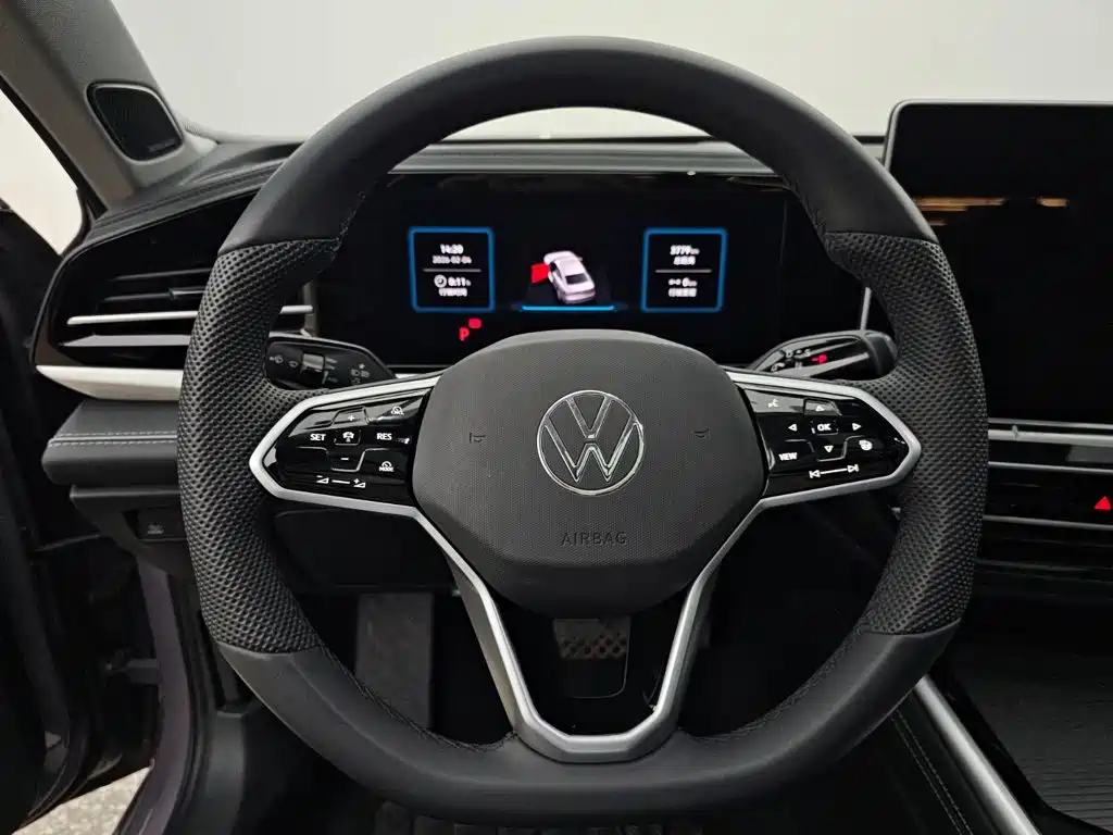 Volkswagen Passat 2024