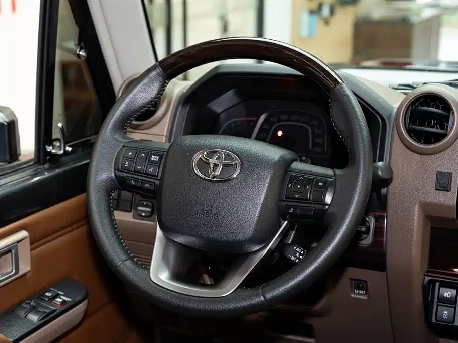 Toyota Land Cruiser 2026 — фото 14