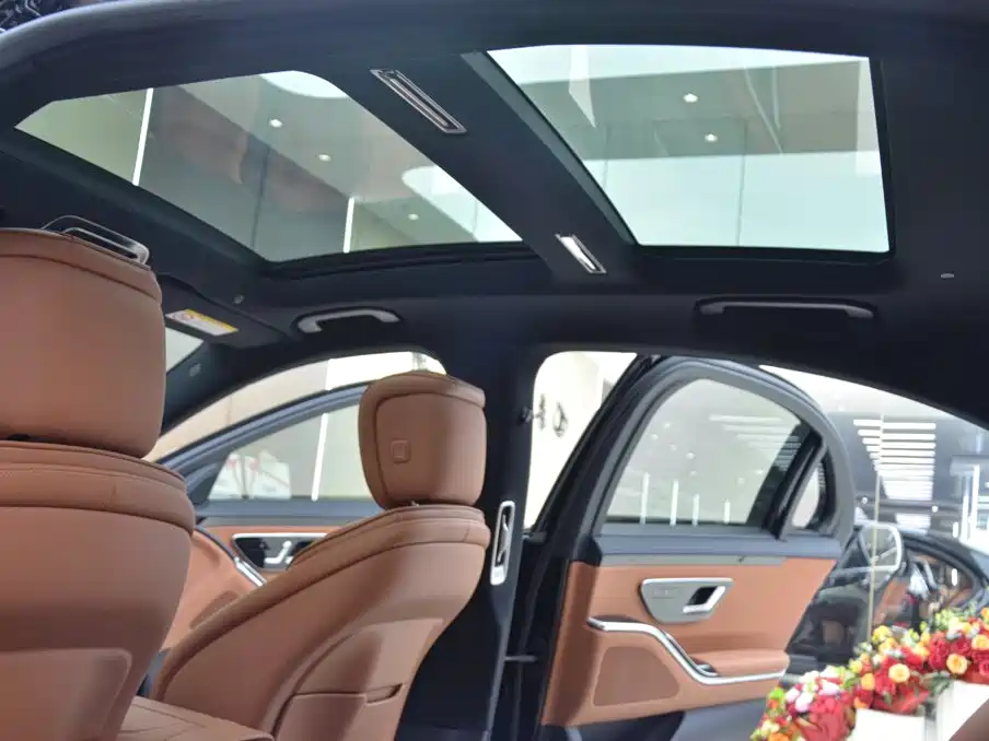 Mercedes-Benz S-Class 2025 — фото 13