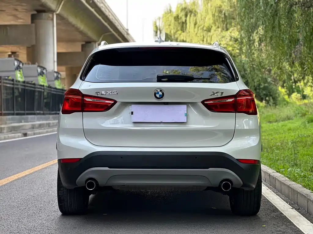 BMW X1 2017 — фото 5
