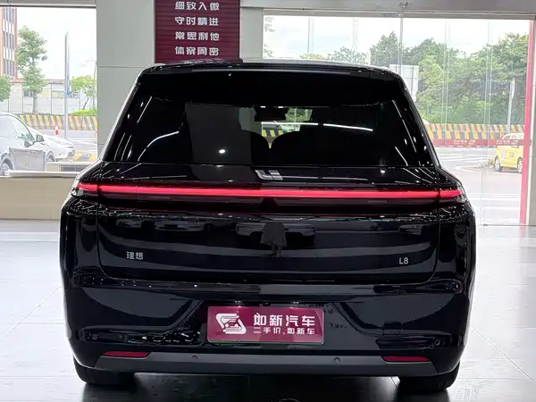 Li Auto L8 2023