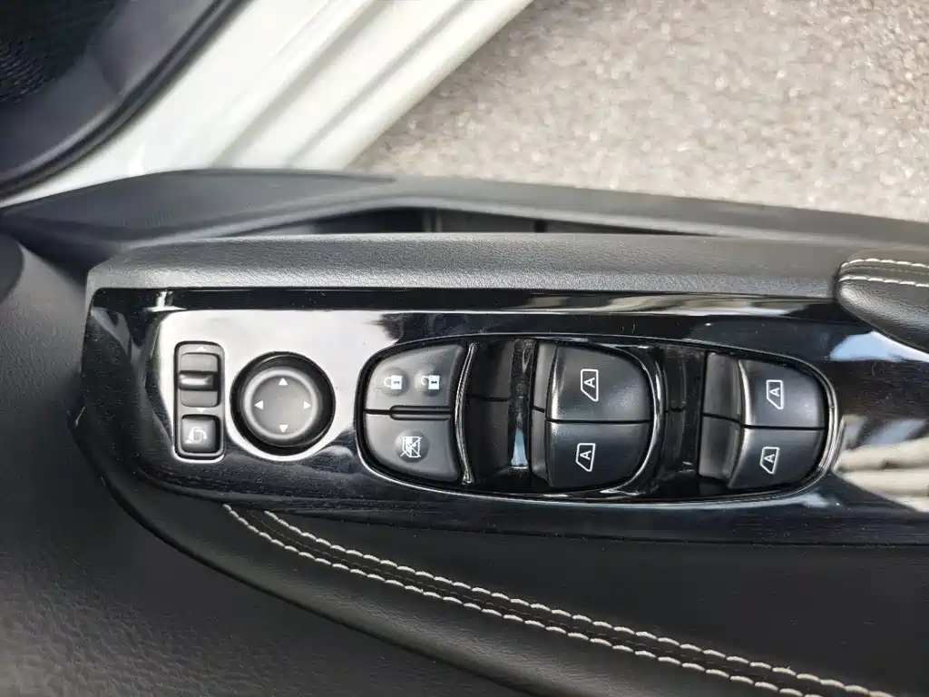Nissan Teana 2024 — фото 16