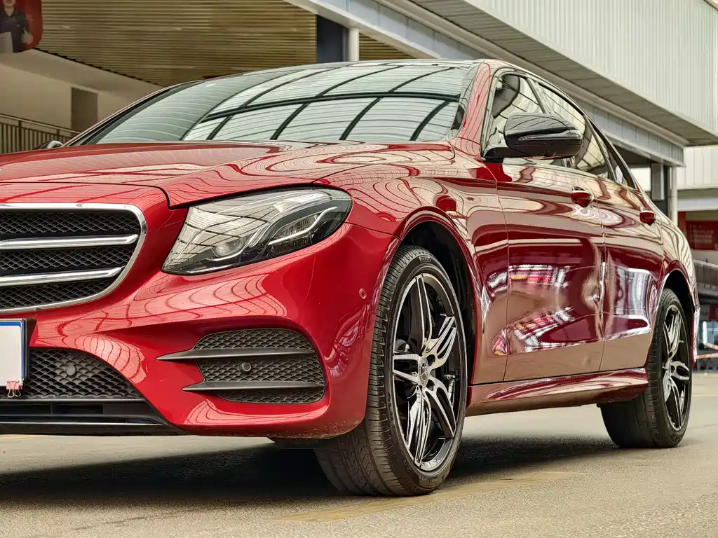 Mercedes-Benz E-Class 2019 — фото 23