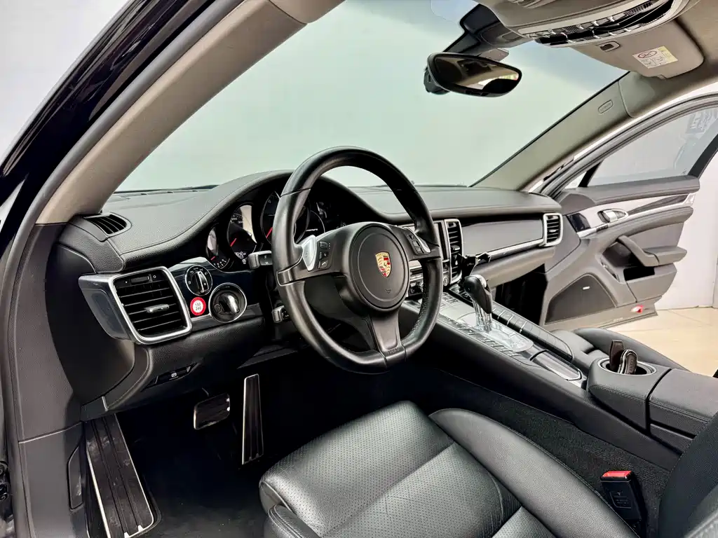 Porsche Panamera 2016 — фото 8