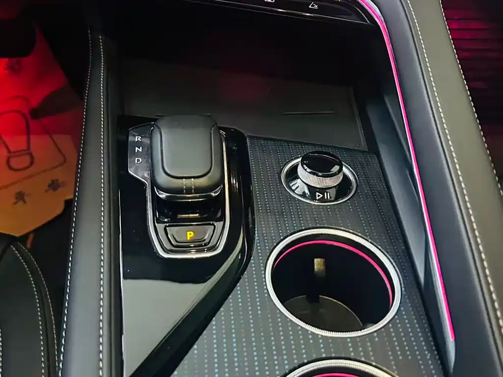 Zeekr 001 2022 — фото 13