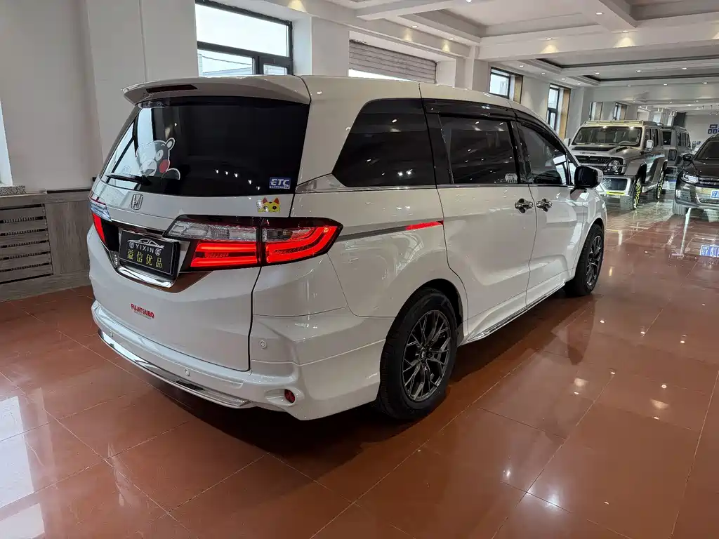 Honda Odyssey 2021 — фото 16