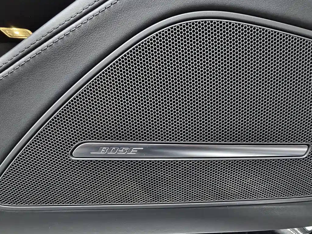 Audi A8 2014 — фото 13
