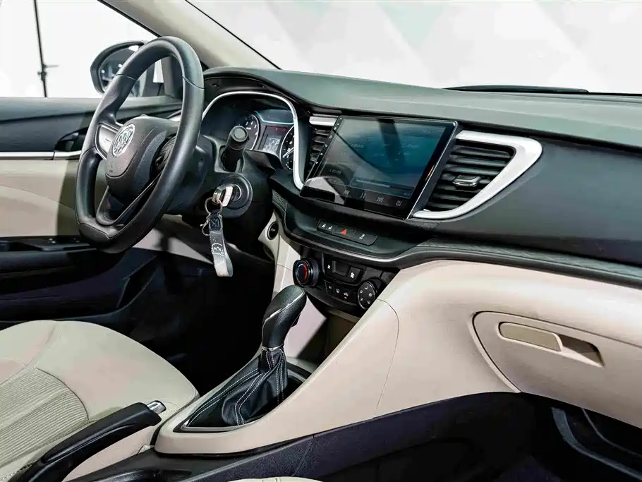 Buick Excelle 2017 — фото 16