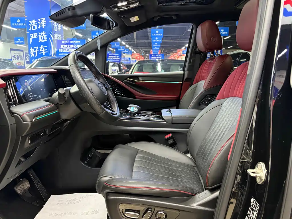 GAC Motor Trumpchi M8 2023 — фото 8