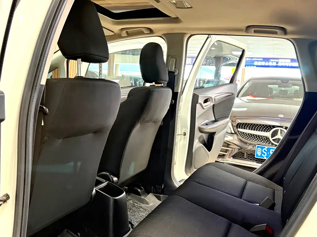 Honda Fit 2017 — фото 9