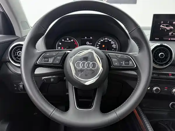 Audi Q2L 2022