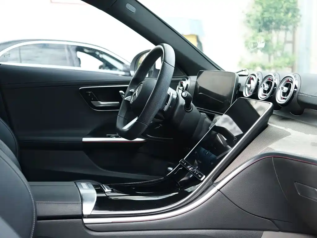 Mercedes-Benz C-Class 2021 — фото 12