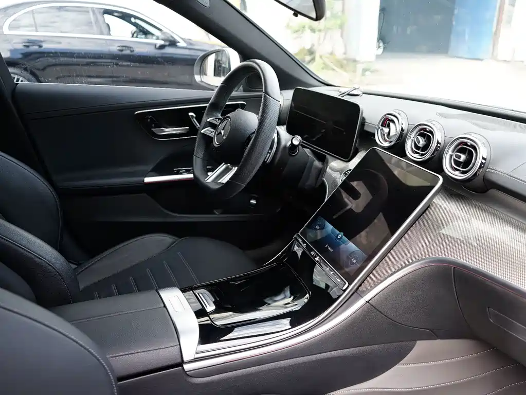 Mercedes-Benz C-Class 2021 — фото 13