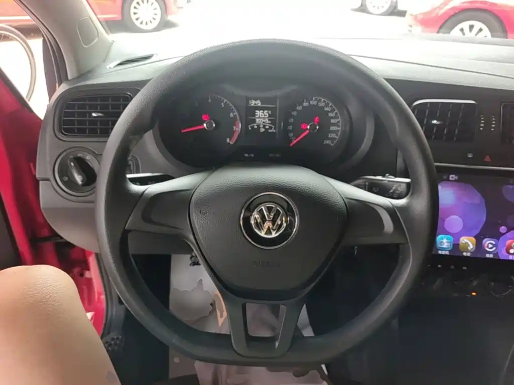 Volkswagen Polo 2016