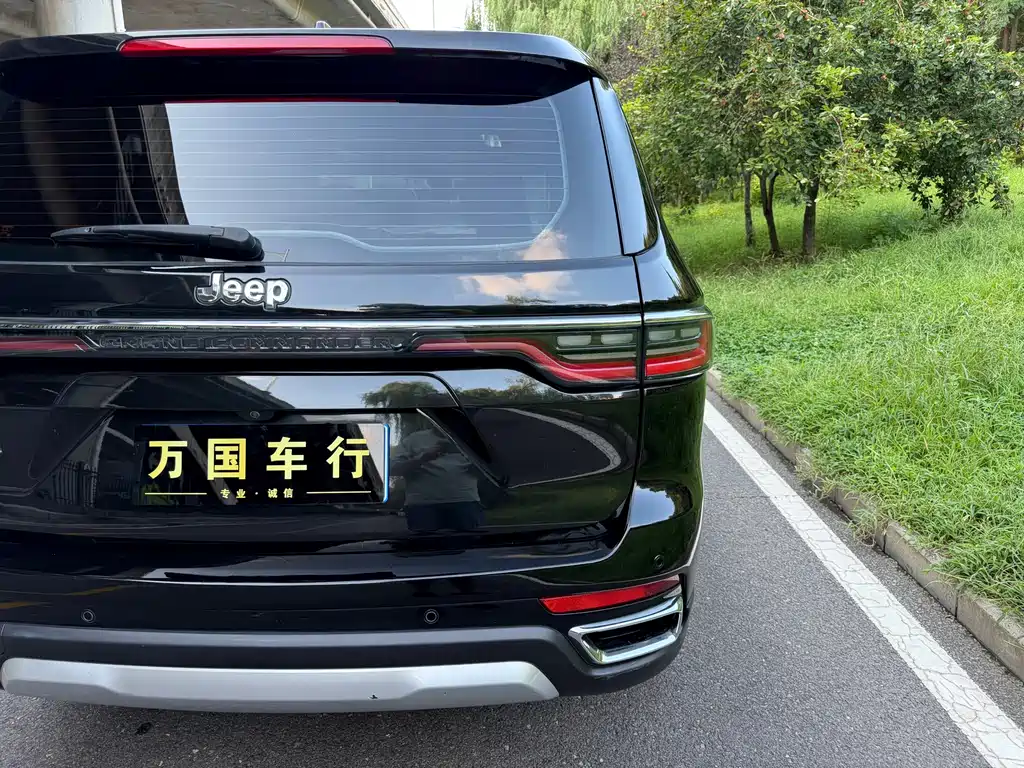 Jeep Grand Commander 2021 — фото 17