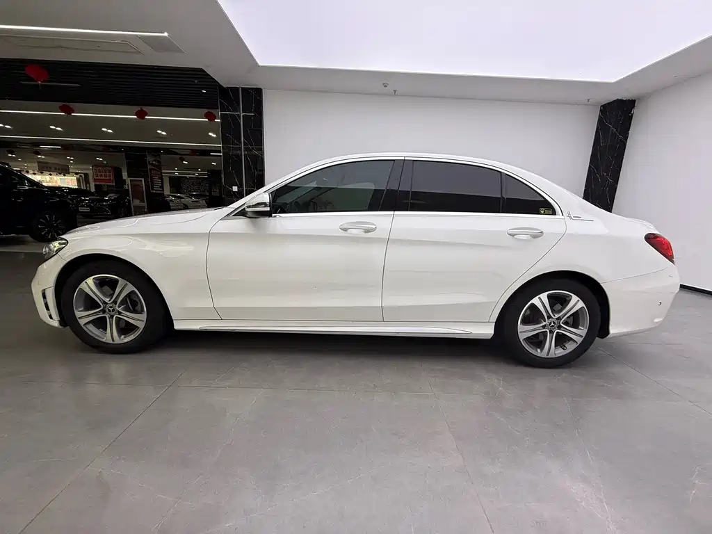 Mercedes-Benz C-Class 2021 — фото 5