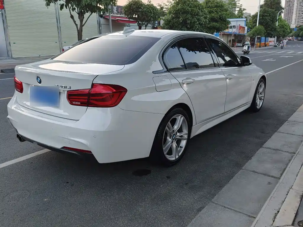 BMW 3 Series 2017