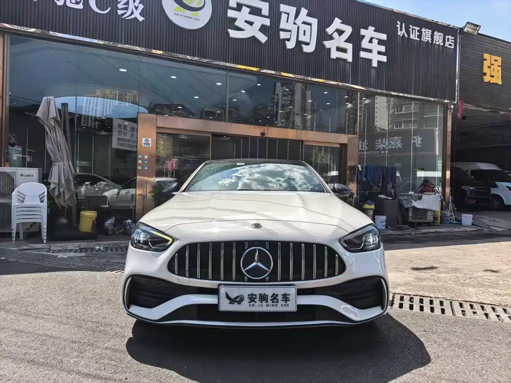 Mercedes-Benz C-Class 2021