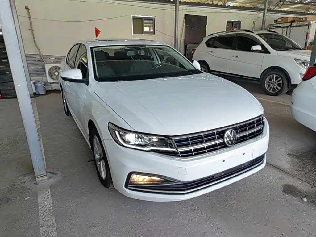 Volkswagen Bora 2021