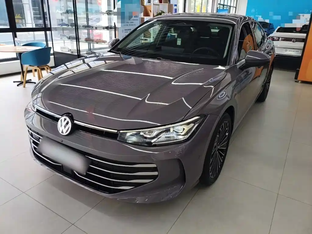 Volkswagen Passat 2024