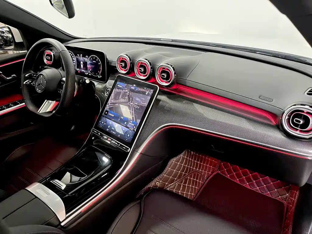 Mercedes-Benz C-Class 2024 — фото 10