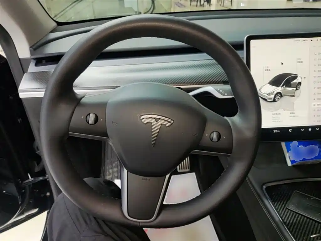Tesla Model Y 2022 — фото 11