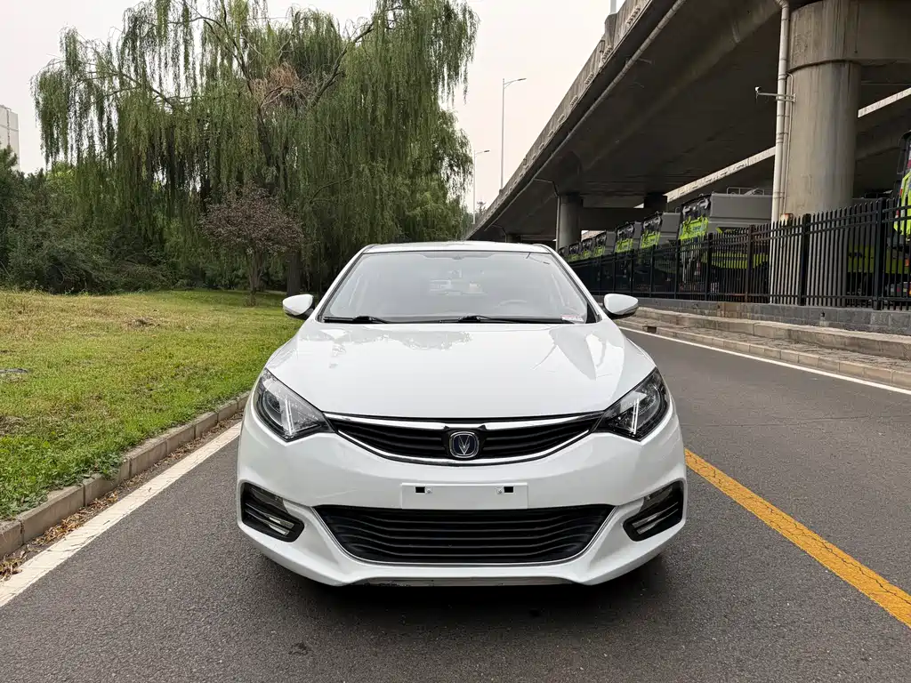 Changan Eado XT 2015