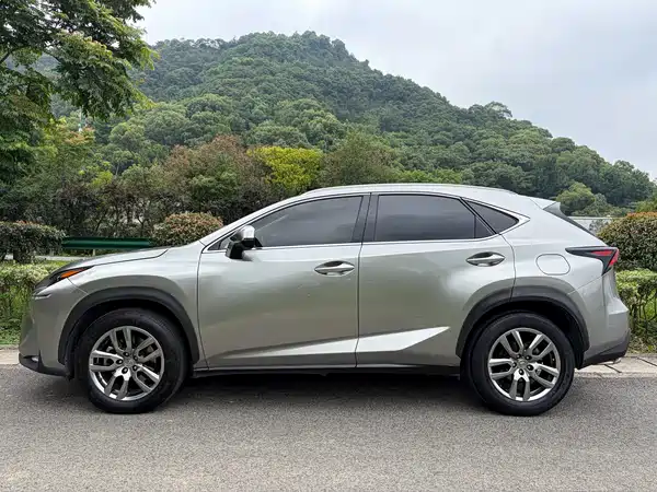 Lexus NX 2017