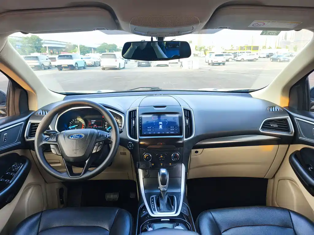 Ford Edge 2019 — фото 14