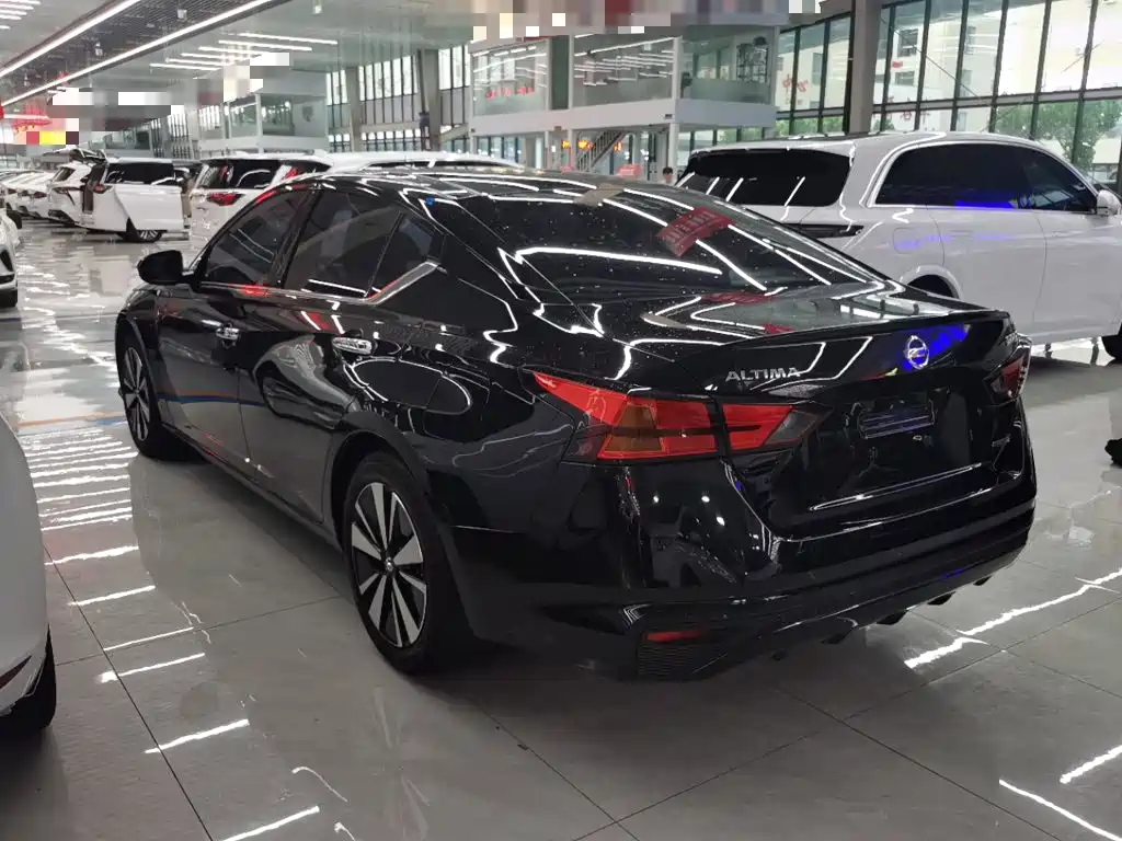 Nissan Teana 2021