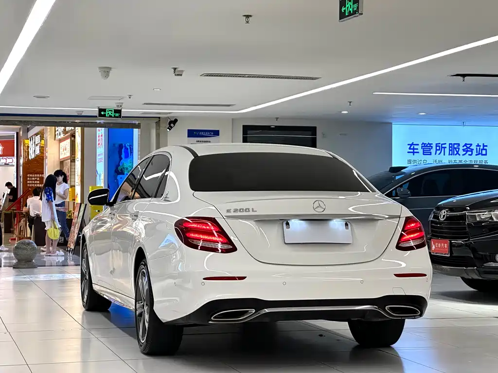 Mercedes-Benz E-Class 2017