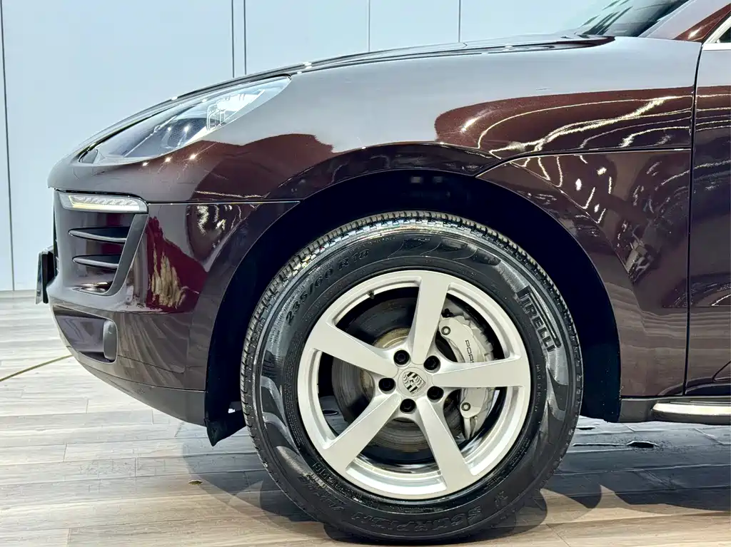 Porsche Macan 2016 — фото 25